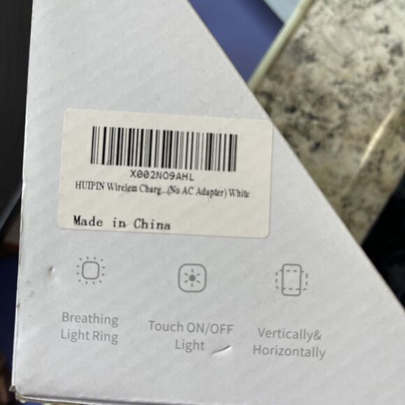 3in 1 Fast Wireless Charger - Picture 5 of 5